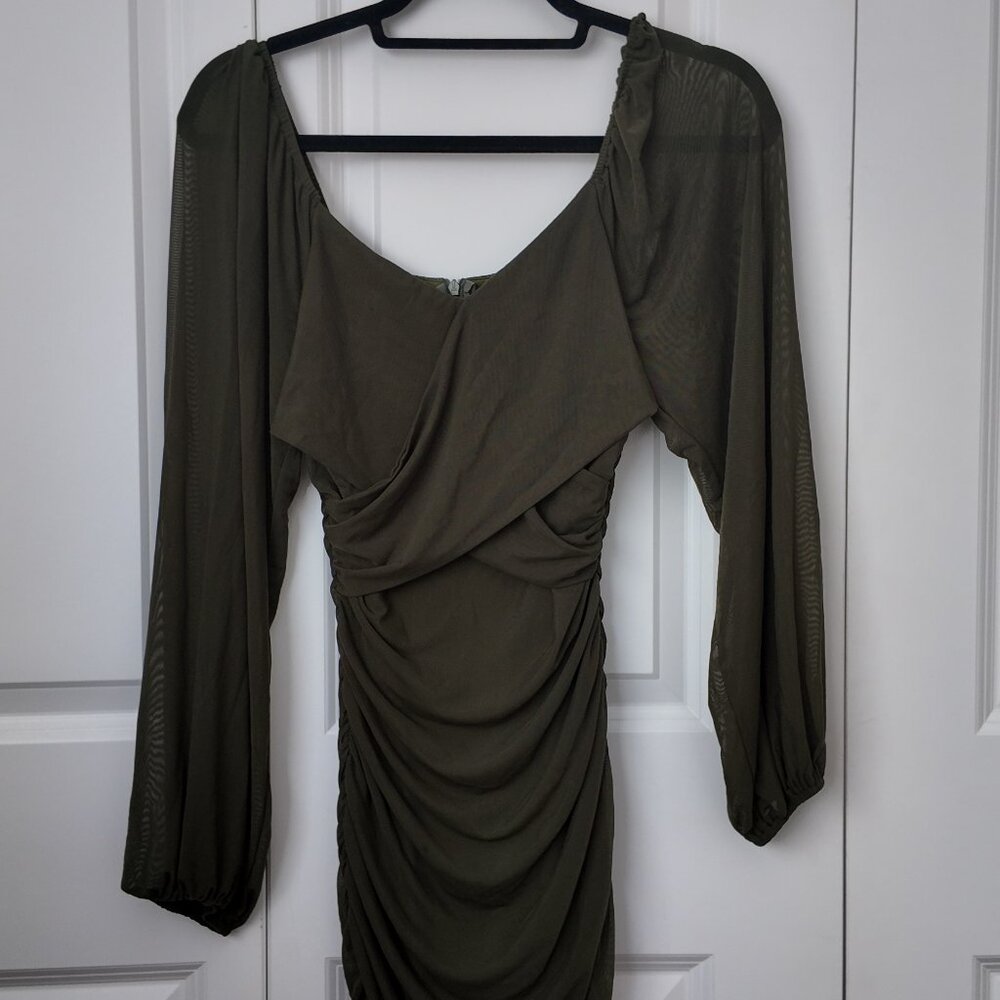 Zesica Green Bodycon Dress with Long Sleeves Size Small